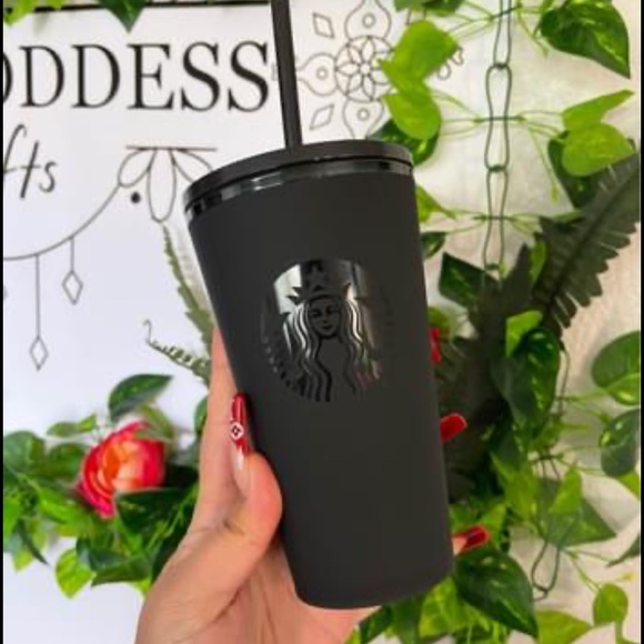 Starbucks Matte Black Grande Tumbler (Circle Logo)
